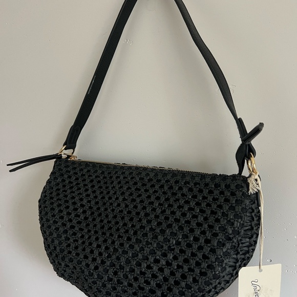 NWT Universal Thread Straw Half Moon Shoulder Bag Black Woven Target - Picture 5 of 7